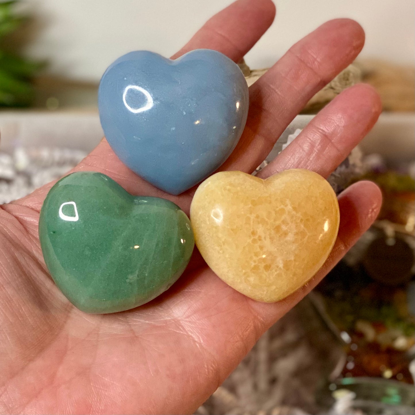 Dream Harmony Gift Set: Angelite, Green Aventurine, Honey Calcite Crystals, Sage Bundle, and Chakra Mini Crystals