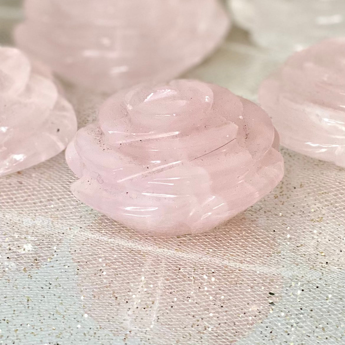 Radiant Love: Carved Heart Rose Quartz Crystal – Symbol of Compassion and Harmony