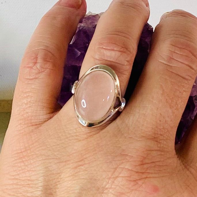 Serenity in Silver: Rose Quartz Crystal Ring - Size 7