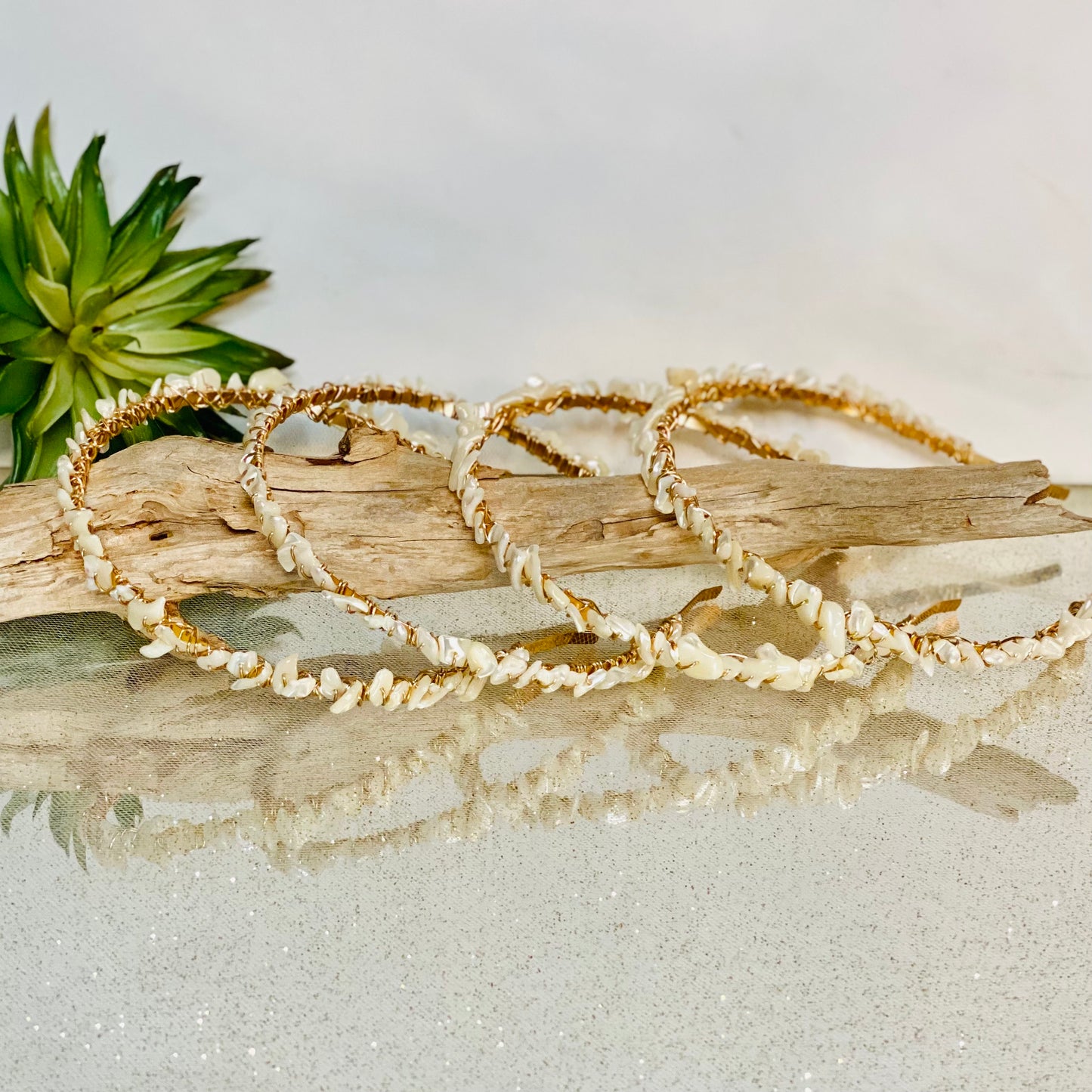 Ocean Elegance: Mother-of-Pearl Shell Chip Headband