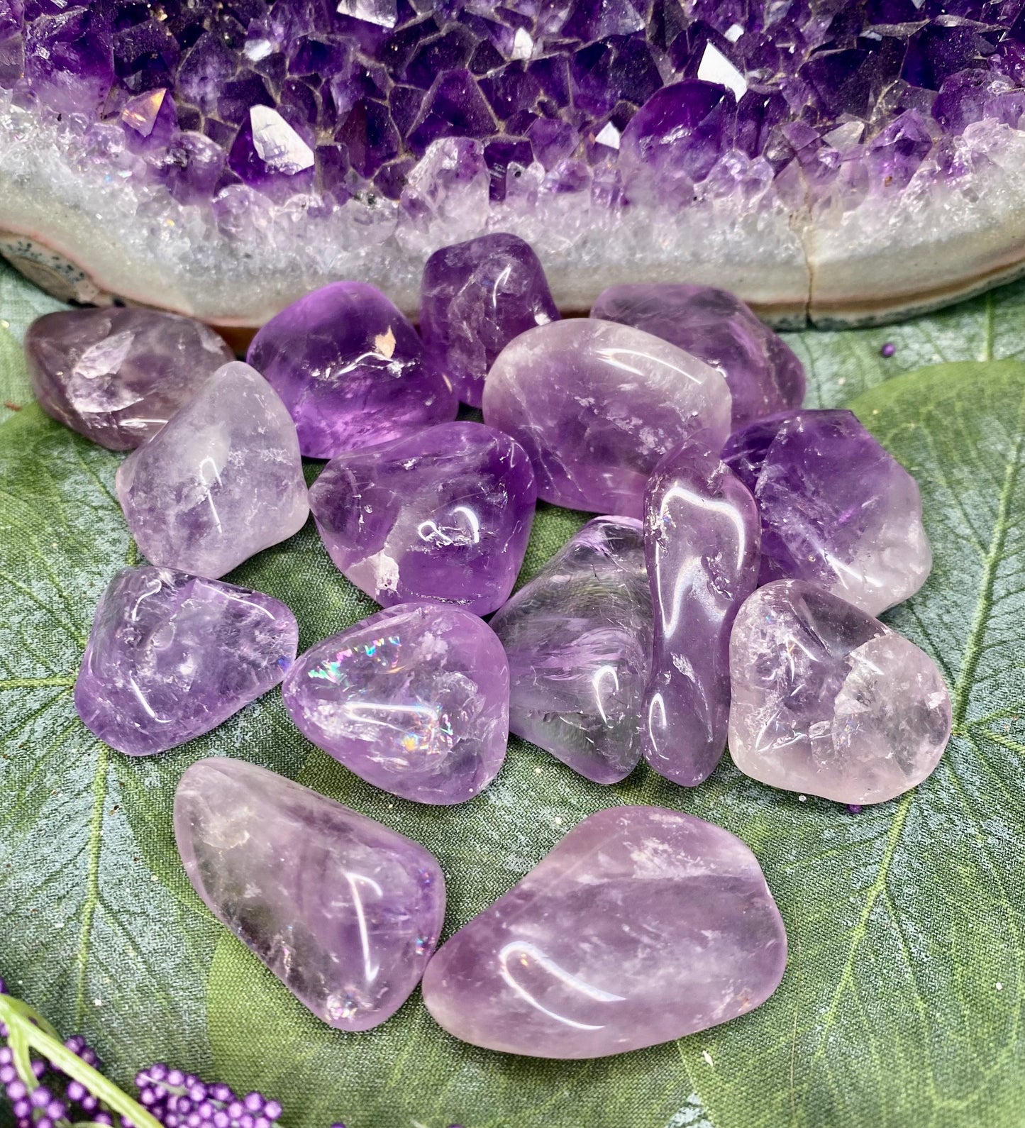 Amethyst tumbled small stones