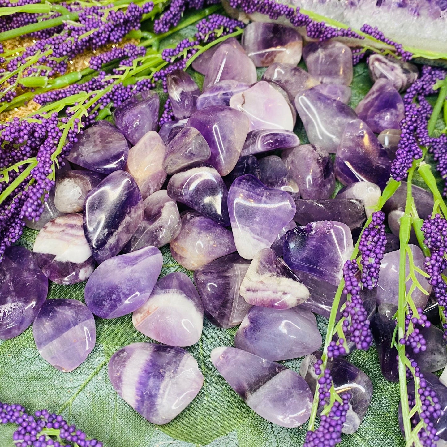 BandedAmethystsmallSA-crystalsbytheseallc