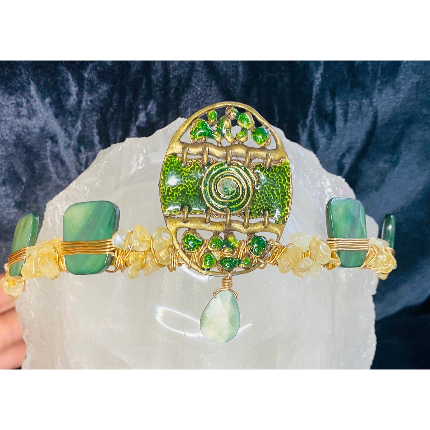 Green Anunnaki Swirl Medallion with Herkimer Diamond, Citrine & Shell Crown