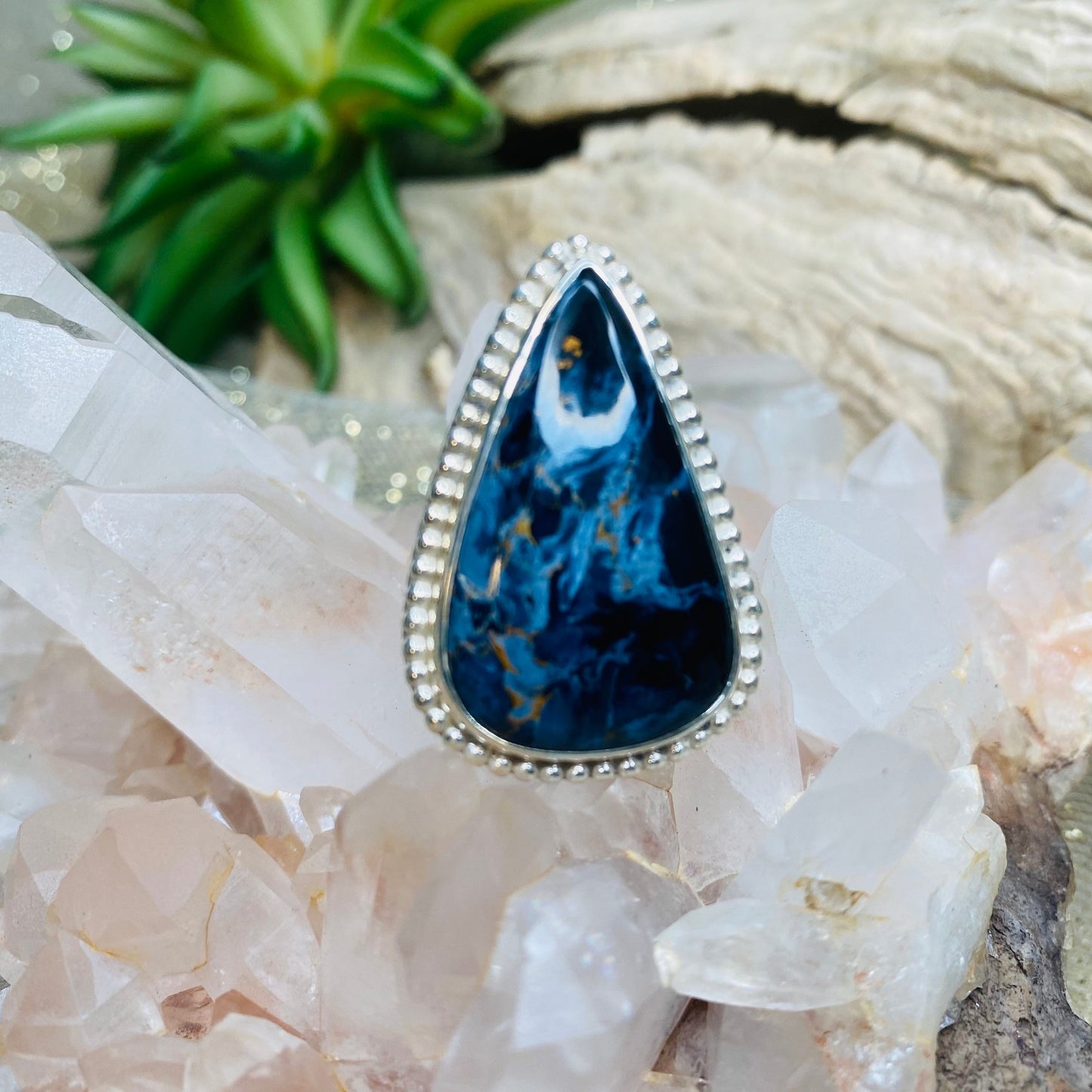 Pietersiteteardropring2-crystalsbytheseallc