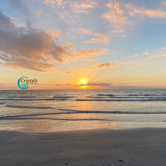 🌞 The Energy of Summer: Stepping into Vitality, Confidence & Presence