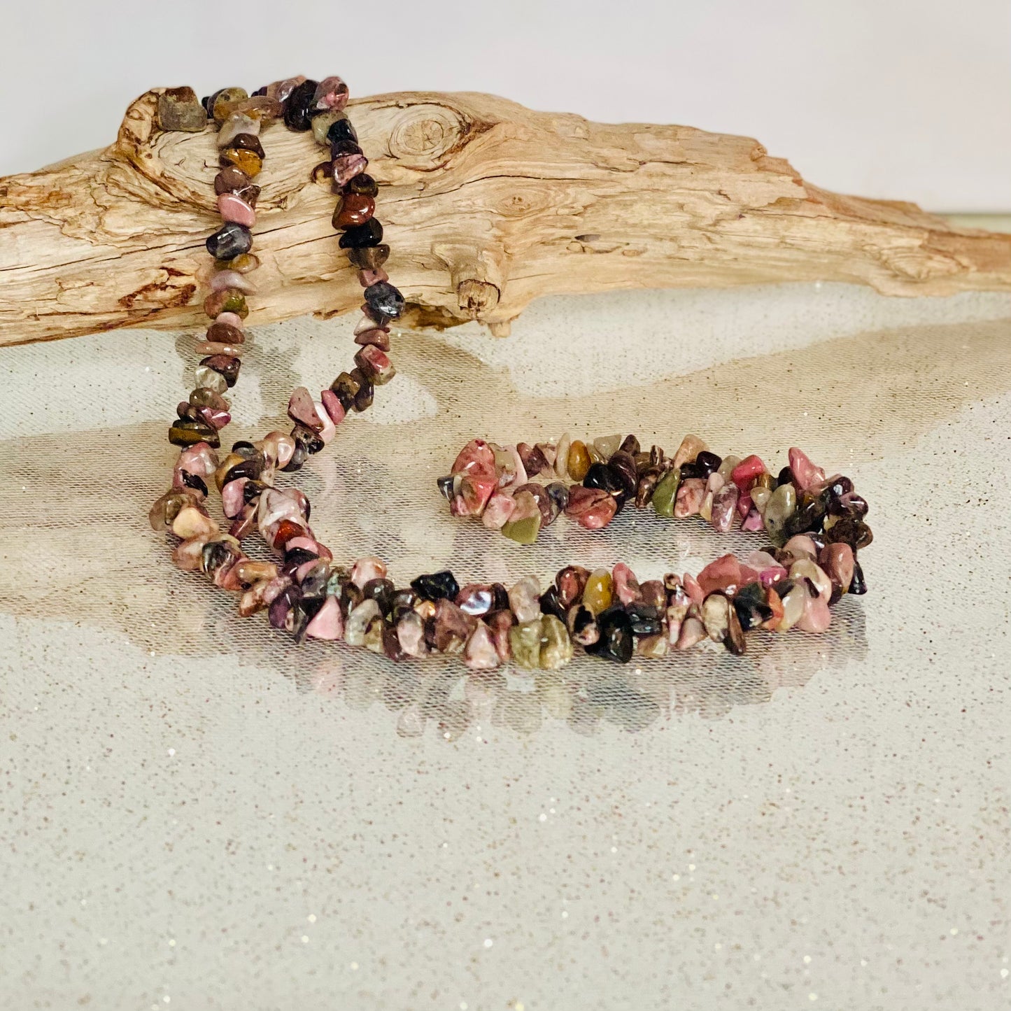 Rhodonite Crystal Chip Necklaces: Natural Stone Elegance for Forgiveness and Balance