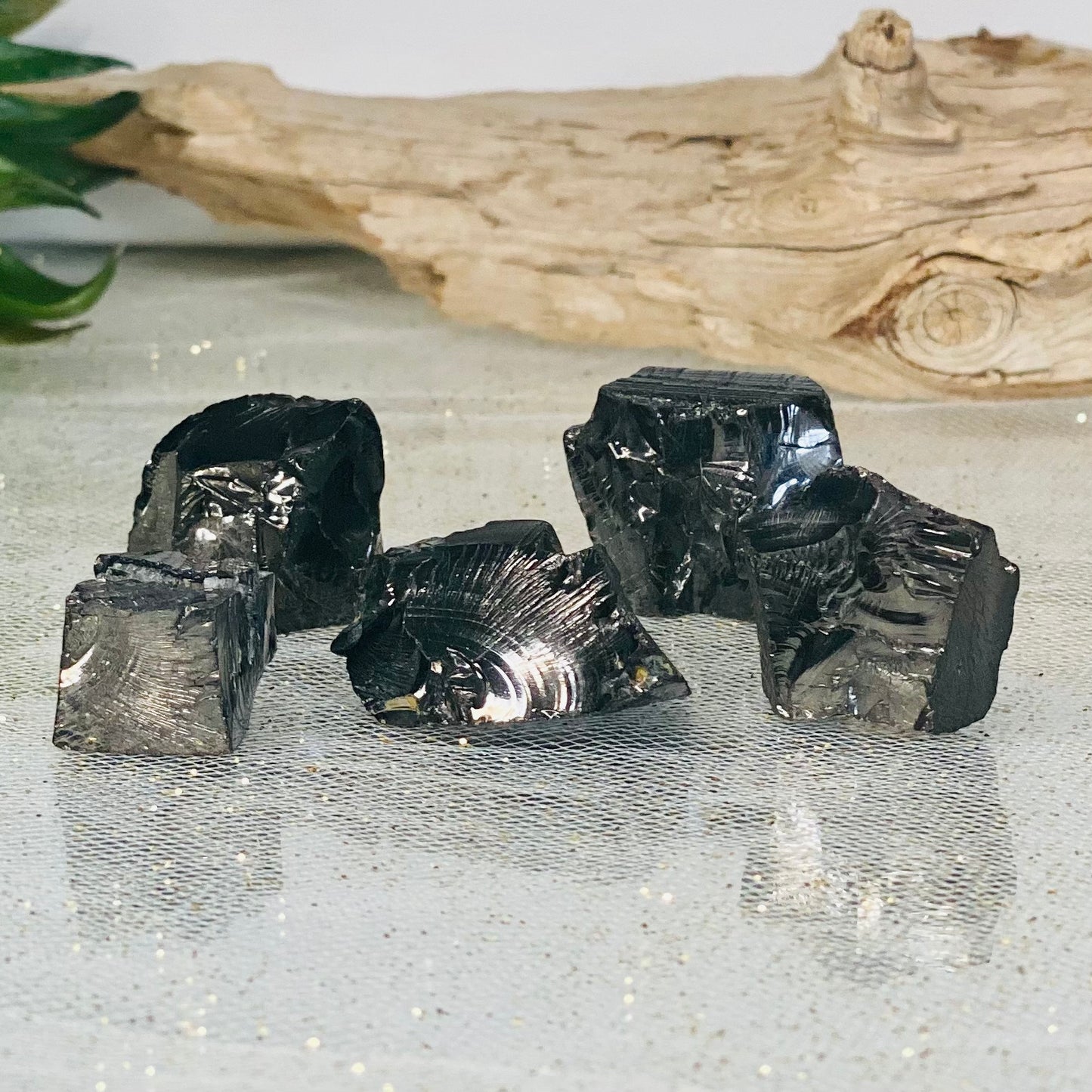 Grade 1 Noble Shungite Raw: Purifying Power from Karelia, Russia