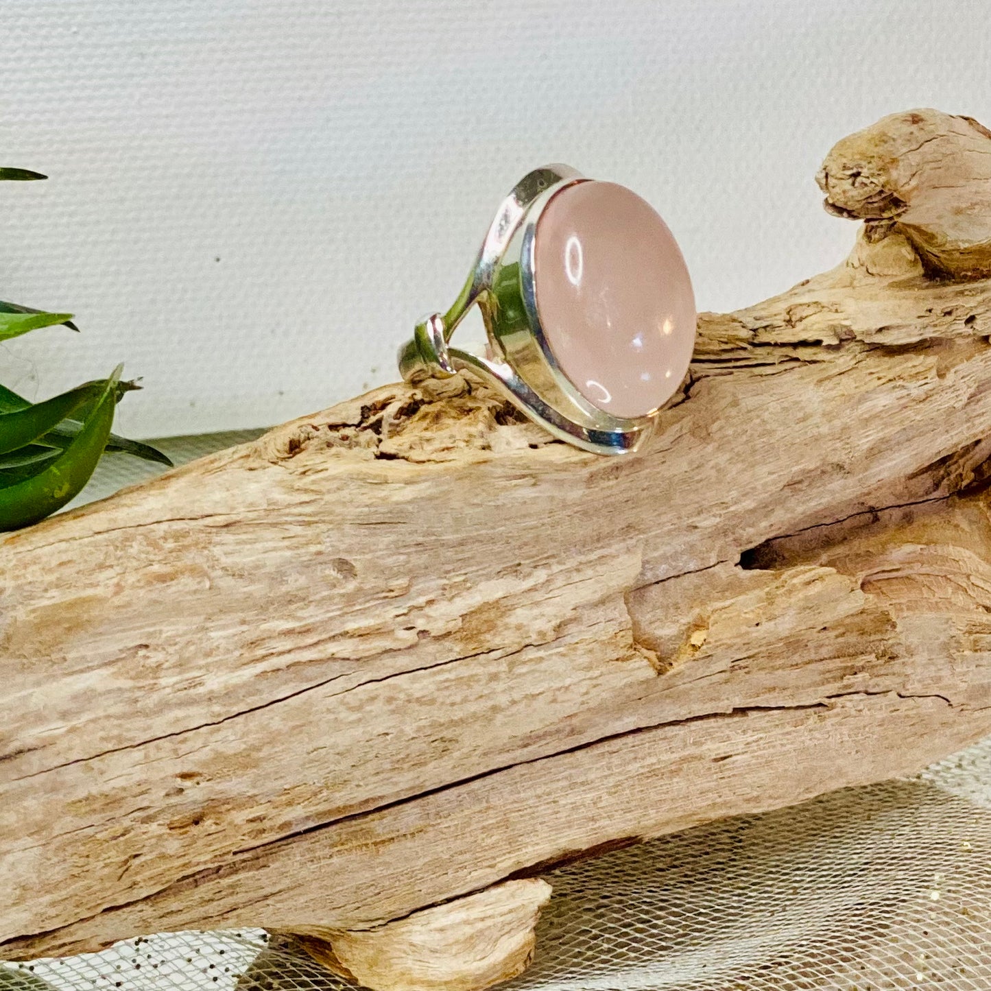Serenity in Silver: Rose Quartz Crystal Ring - Size 7