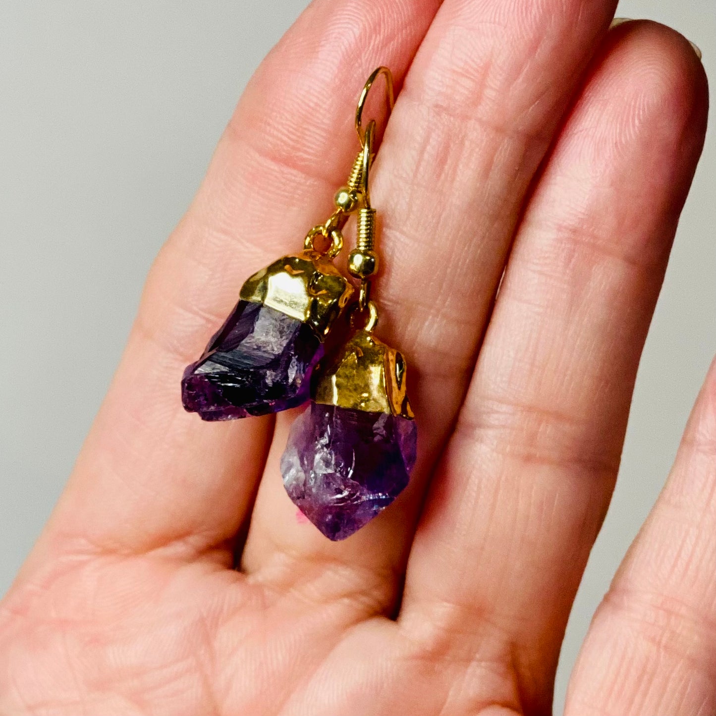Raw Amethyst Gold-Plated Earrings: A Natural Statement of Elegance