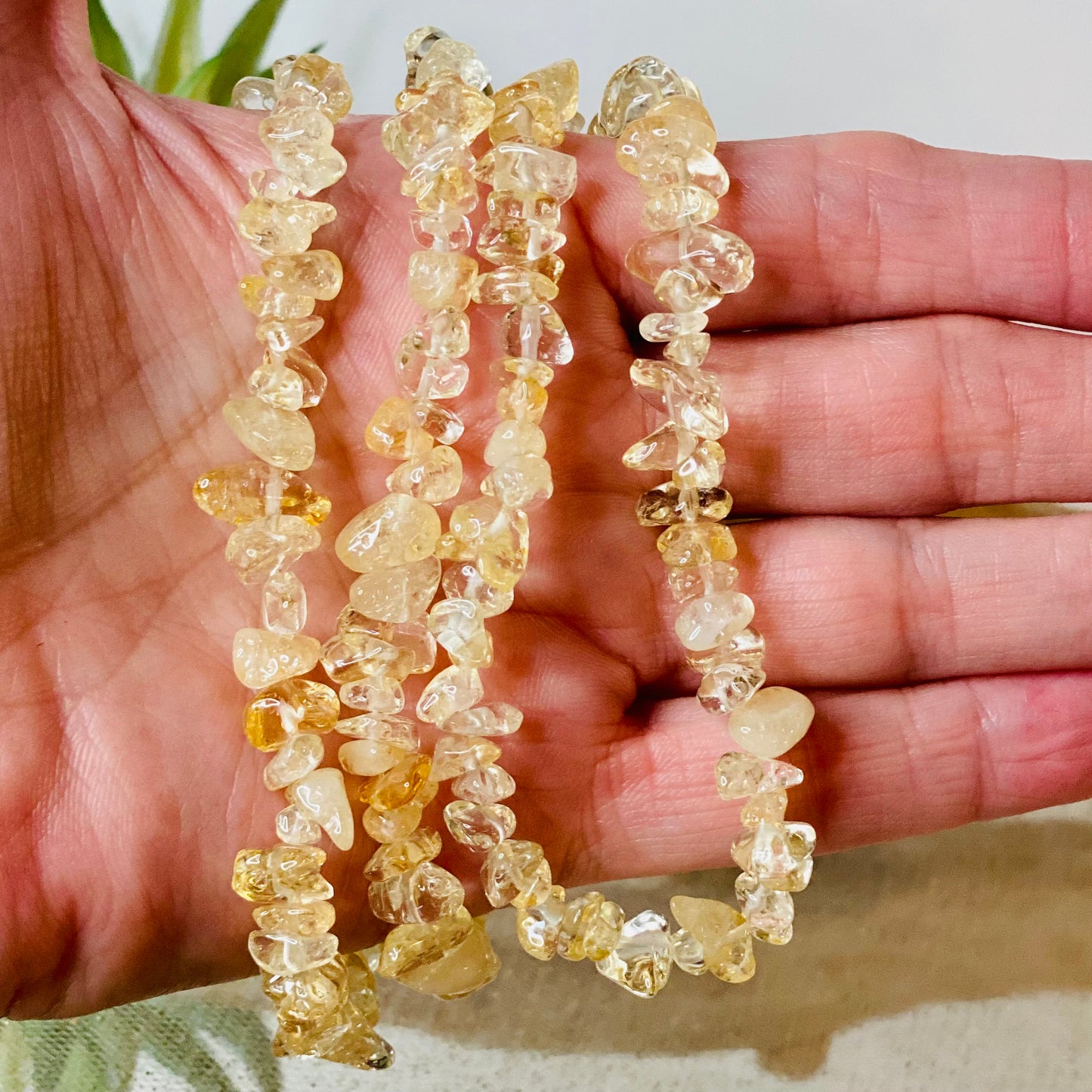 Crystal Chip Necklaces: Natural Stone Elegance for Vibrant Energy