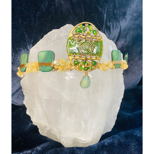 Green Anunnaki Swirl Medallion with Herkimer Diamond, Citrine & Shell Crown